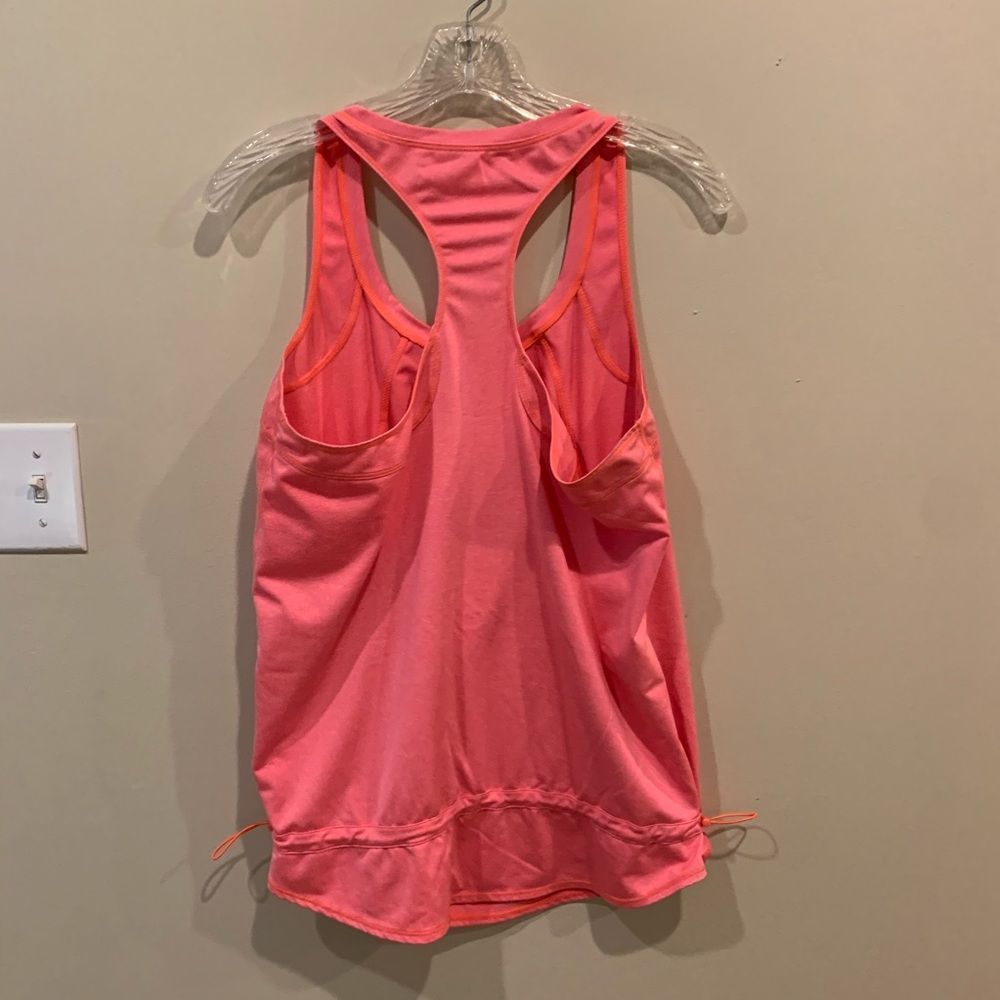 Weatherproof M Pink Workout Tank - Picture 2 of 4